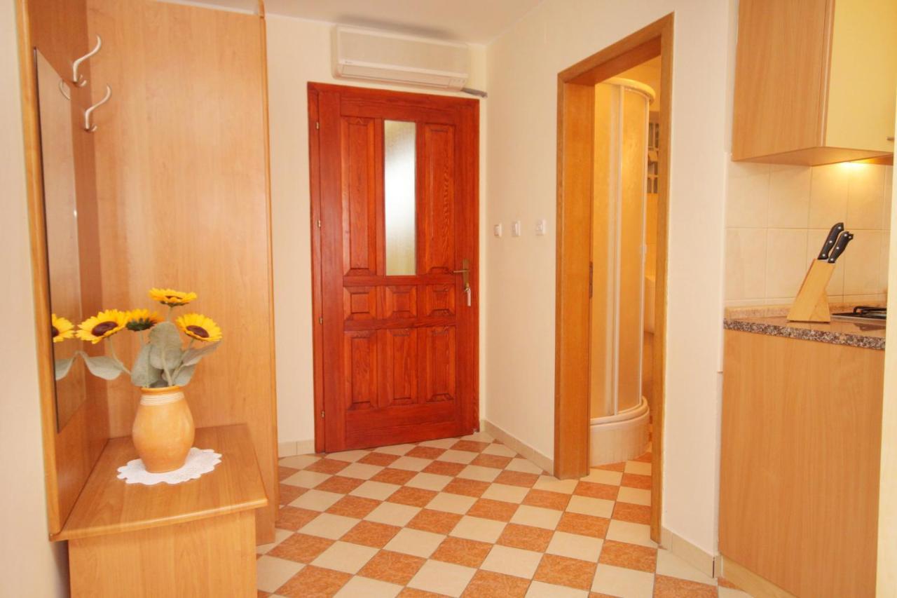 Apartments By The Sea Crikvenica - 2354 Exterior foto